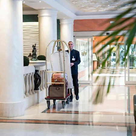 Grand Adriatico 4* Florence