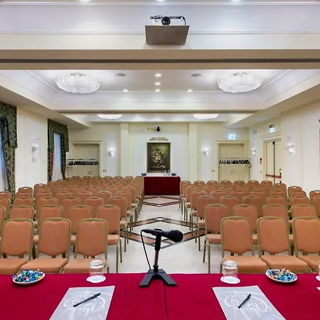 Grand Adriatico 4* Florence