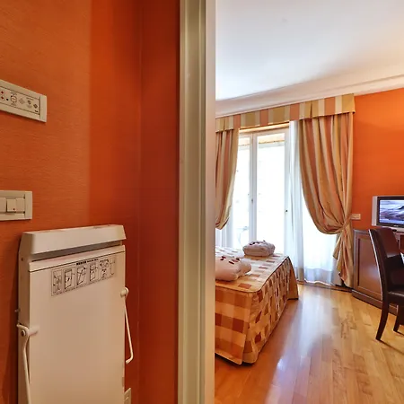 亚德里亚海大酒店