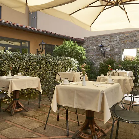 亚德里亚海大酒店 酒店