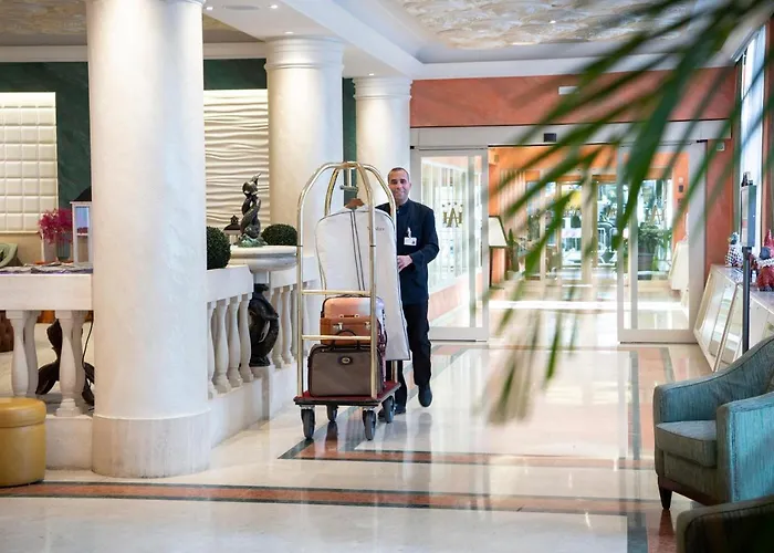 Grand Adriatico 4* Florence